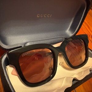 Gucci Sunglasses Pink&Black